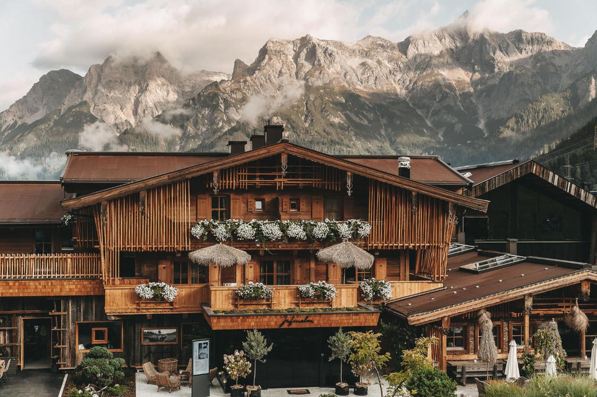 Jufenalm Boho Hotel & Restaurant Maria Alm am Steinernen Meer Exterior foto